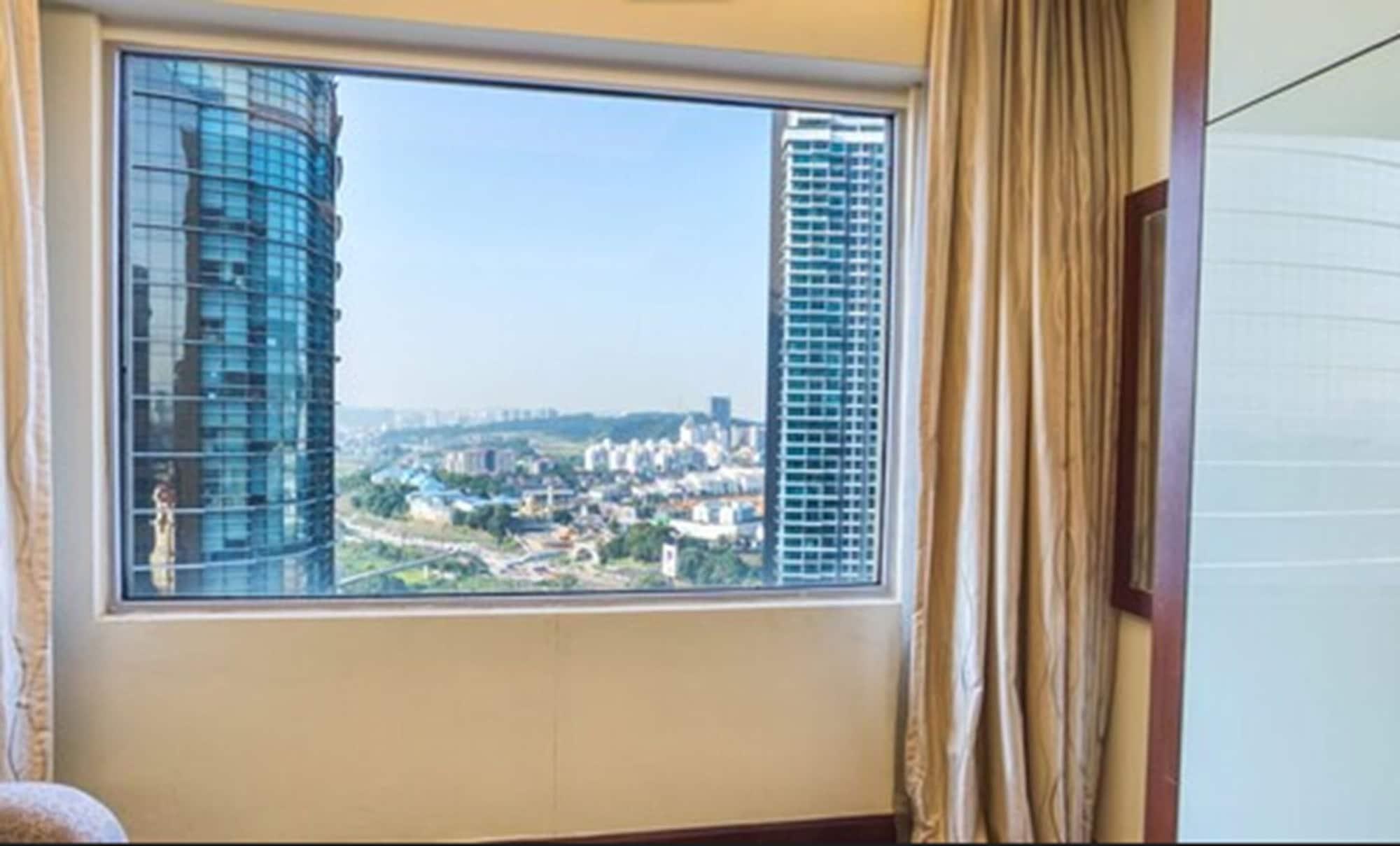 St Giles Gardens Hotel Kuala Lumpur Exteriör bild View from a guest room