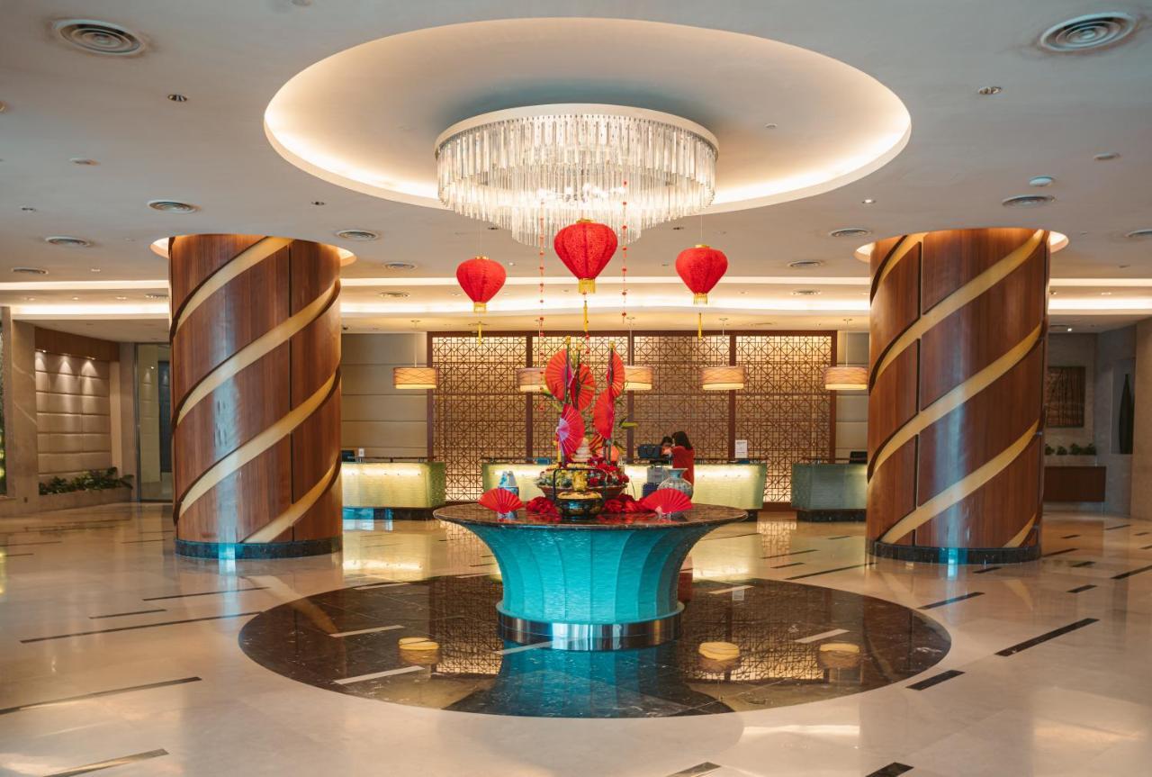 St Giles Gardens Hotel Kuala Lumpur Exteriör bild The lobby of the hotel
